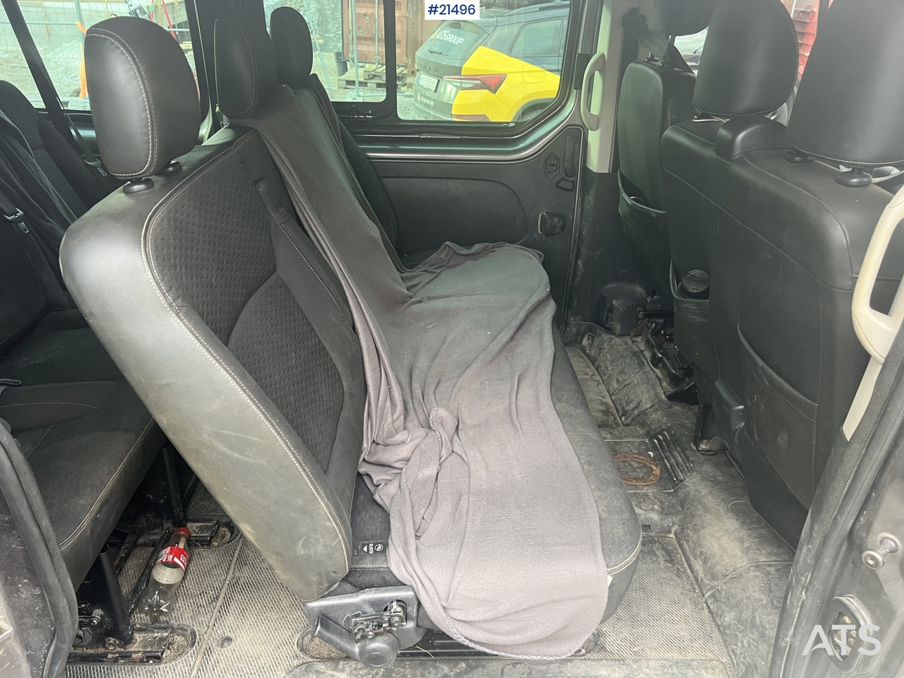 Opel VIVARO lízing Opel VIVARO: 22 kép.