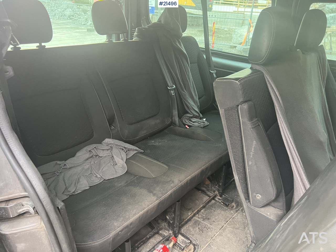 Opel VIVARO lízing Opel VIVARO: 21 kép.