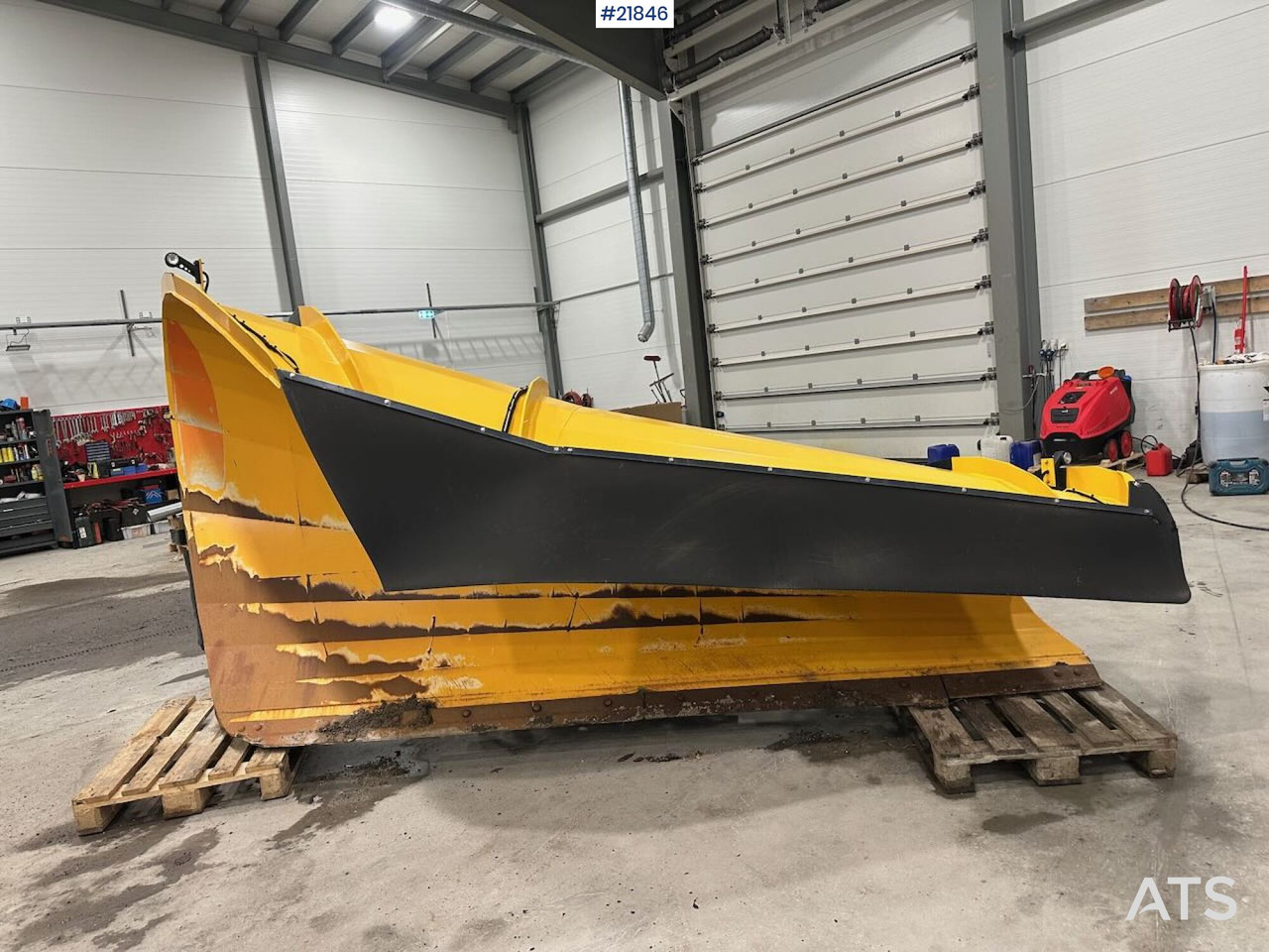 Øveraasen DEHS - Hóeke: 2 kép. Øveraasen DEHS - Hóeke: 2 kép.