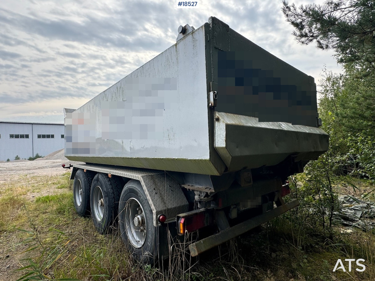 Renders 2005 Renders trippelkjerre - Pótkocsi billenőplatós: 5 kép. Renders 2005 Renders trippelkjerre - Pótkocsi billenőplatós: 5 kép.