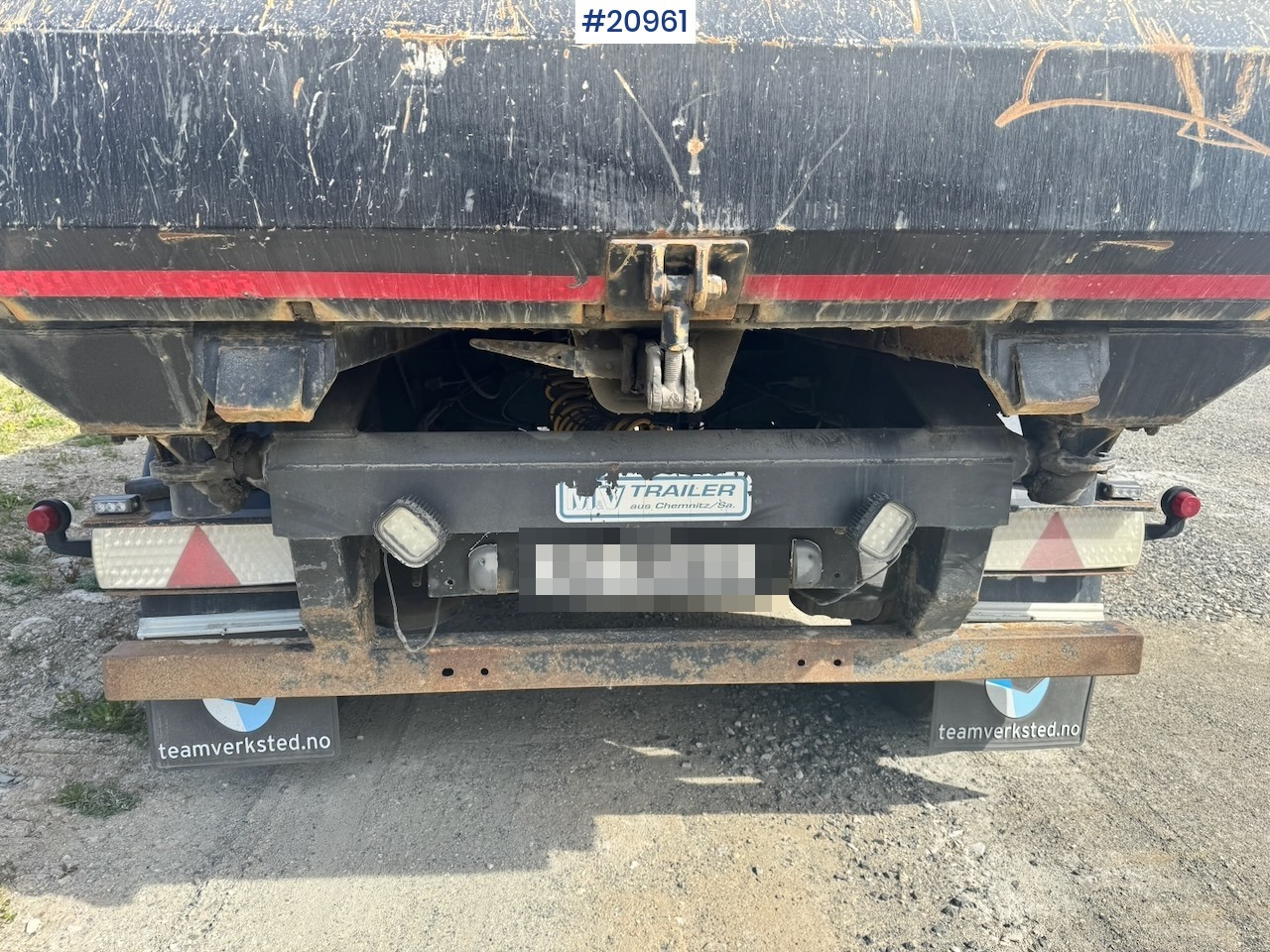 Renders trippelkjerre - Pótkocsi billenőplatós: 3 kép. Renders trippelkjerre - Pótkocsi billenőplatós: 3 kép.