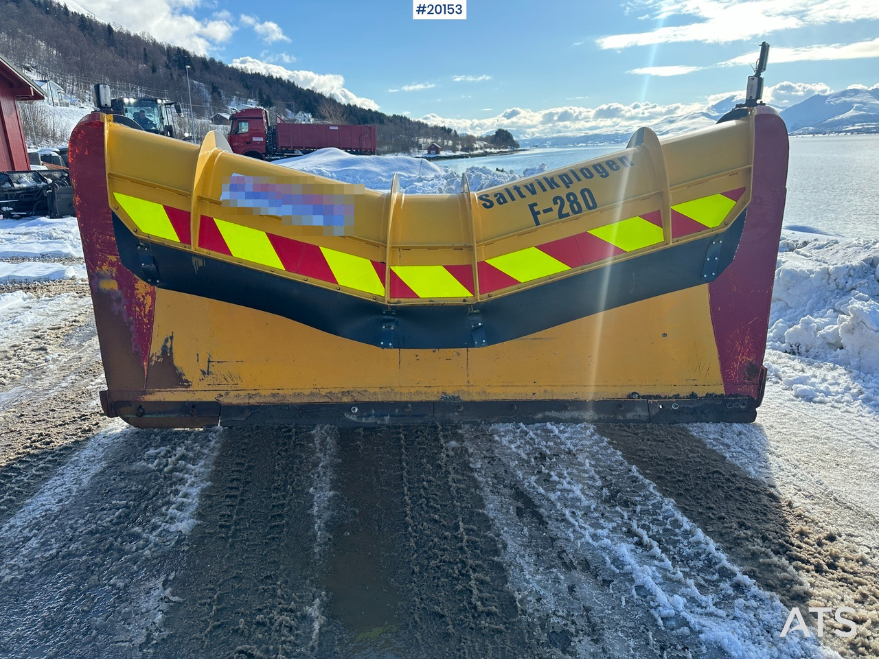 Saltvikplogen F-280 - Hóeke: 2 kép. Saltvikplogen F-280 - Hóeke: 2 kép.