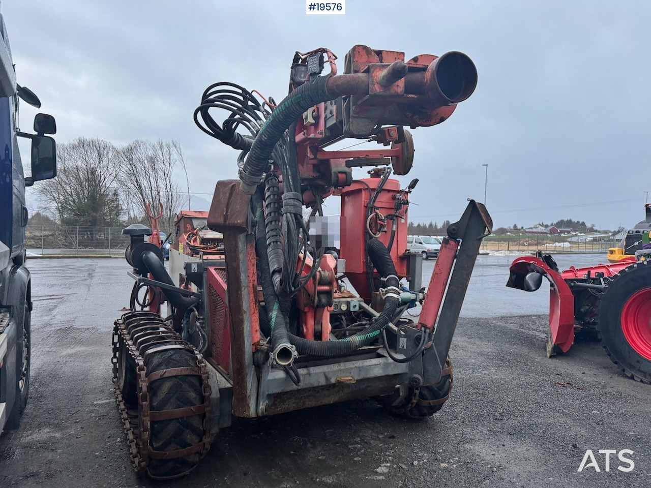 Sandvik DC302R - Fúrógép: 4 kép. Sandvik DC302R - Fúrógép: 4 kép.