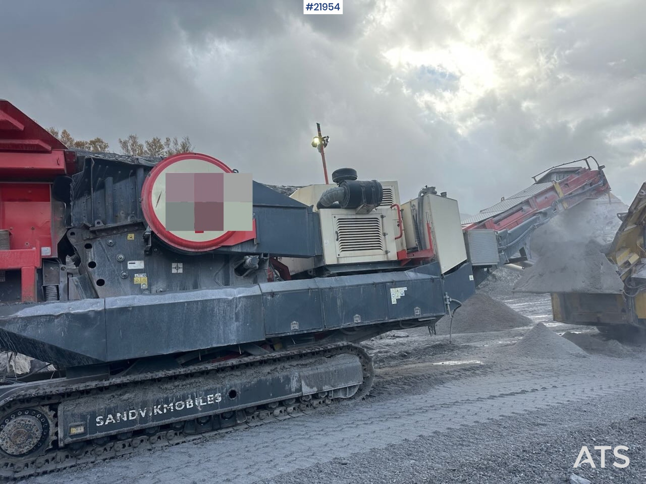 Sandvik UJ440i kjeftknuser. SE VIDEO. - Pofás törő: 4 kép. Sandvik UJ440i kjeftknuser. SE VIDEO. - Pofás törő: 4 kép.