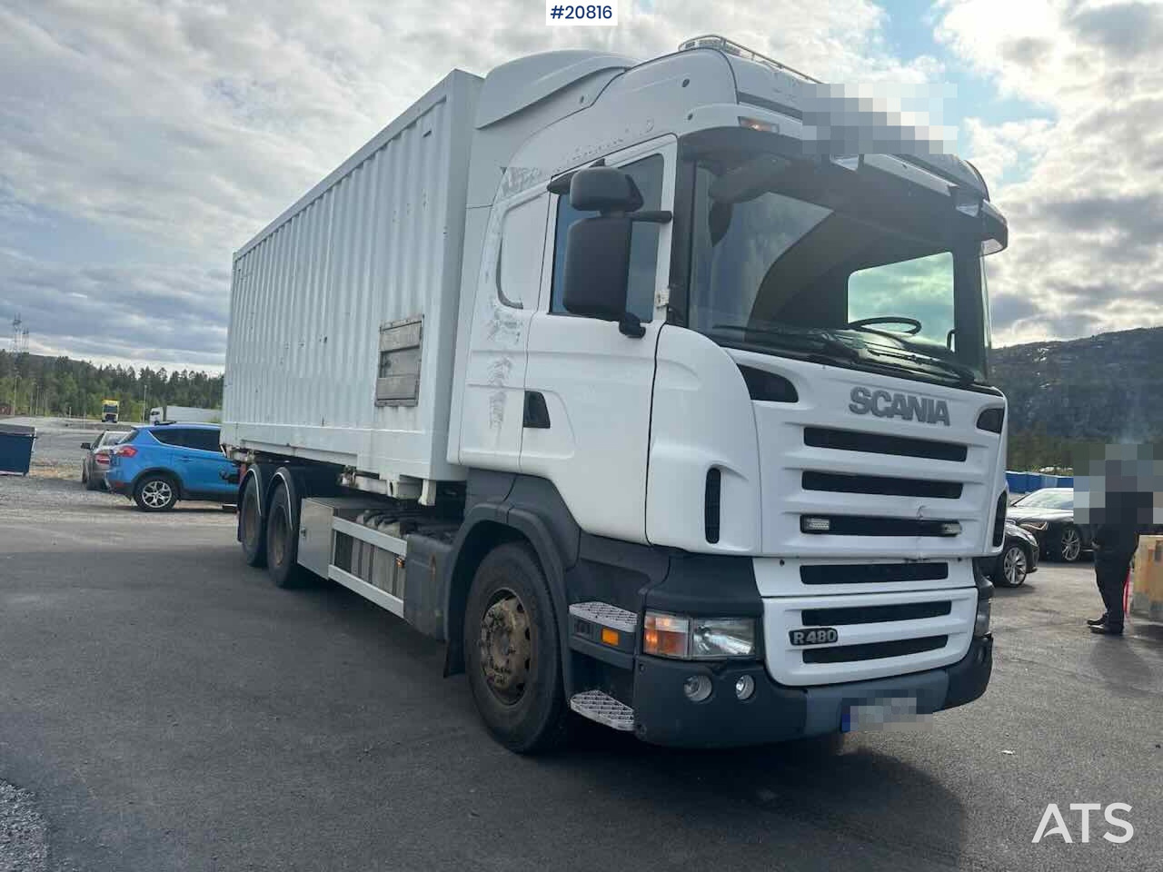 Scania R480 - Dobozos felépítményű teherautó: 4 kép. Scania R480 - Dobozos felépítményű teherautó: 4 kép.