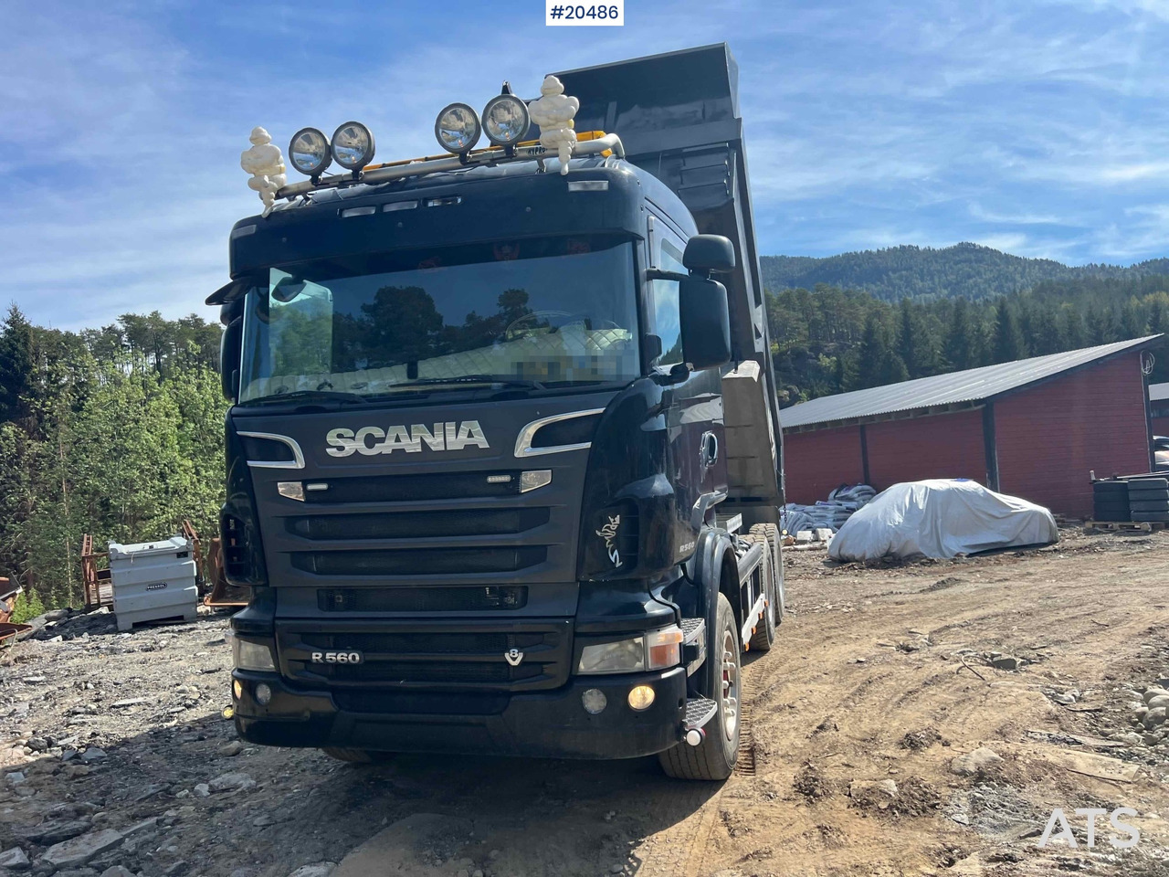 Scania R560 - Billenőplatós teherautó: 4 kép. Scania R560 - Billenőplatós teherautó: 4 kép.