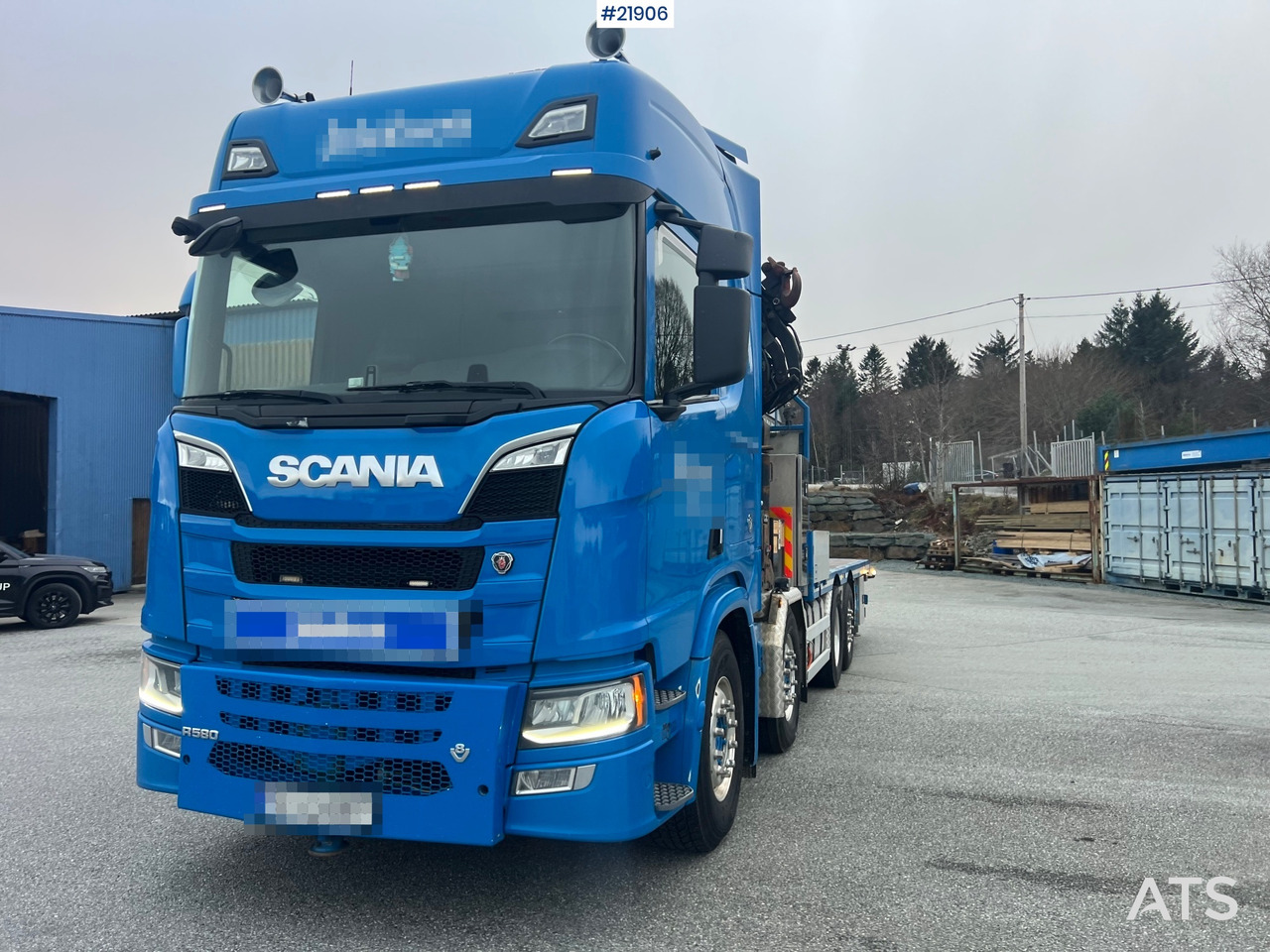Scania R580 8x2 kranbil m/ 95t/m hmf kran, jibb , vinsj og konar planslep - Darus autó: 3 kép. Scania R580 8x2 kranbil m/ 95t/m hmf kran, jibb , vinsj og konar planslep - Darus autó: 3 kép.