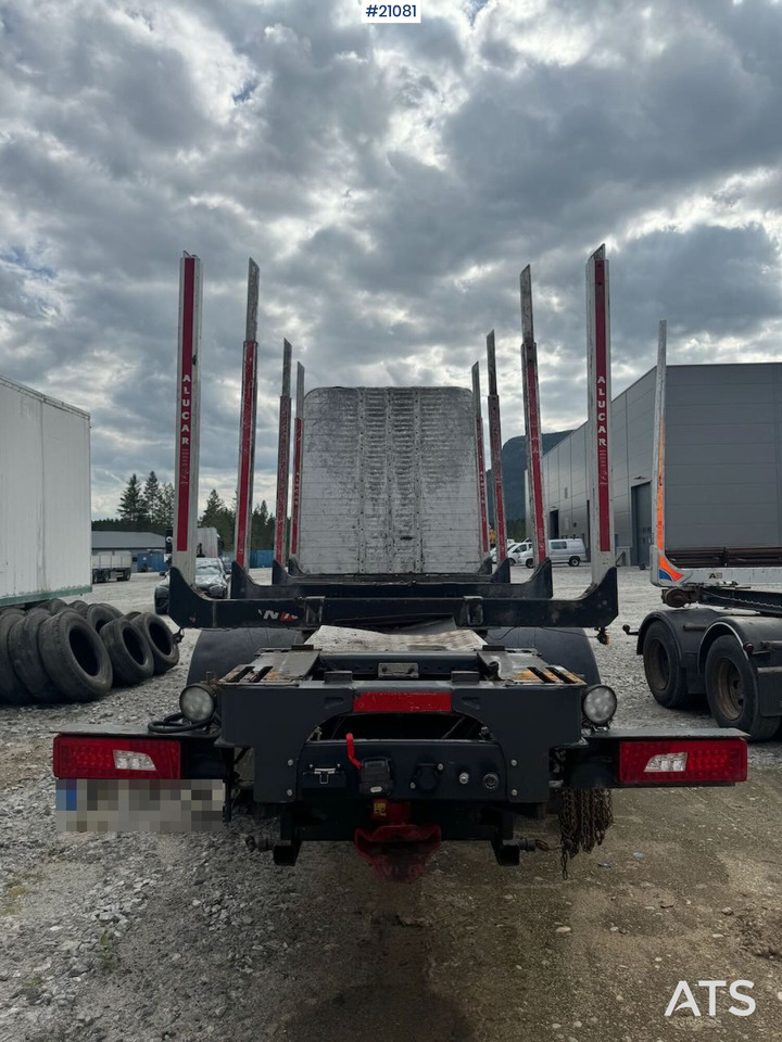 Scania R730 - Rönkszállító teherautó: 4 kép. Scania R730 - Rönkszállító teherautó: 4 kép.