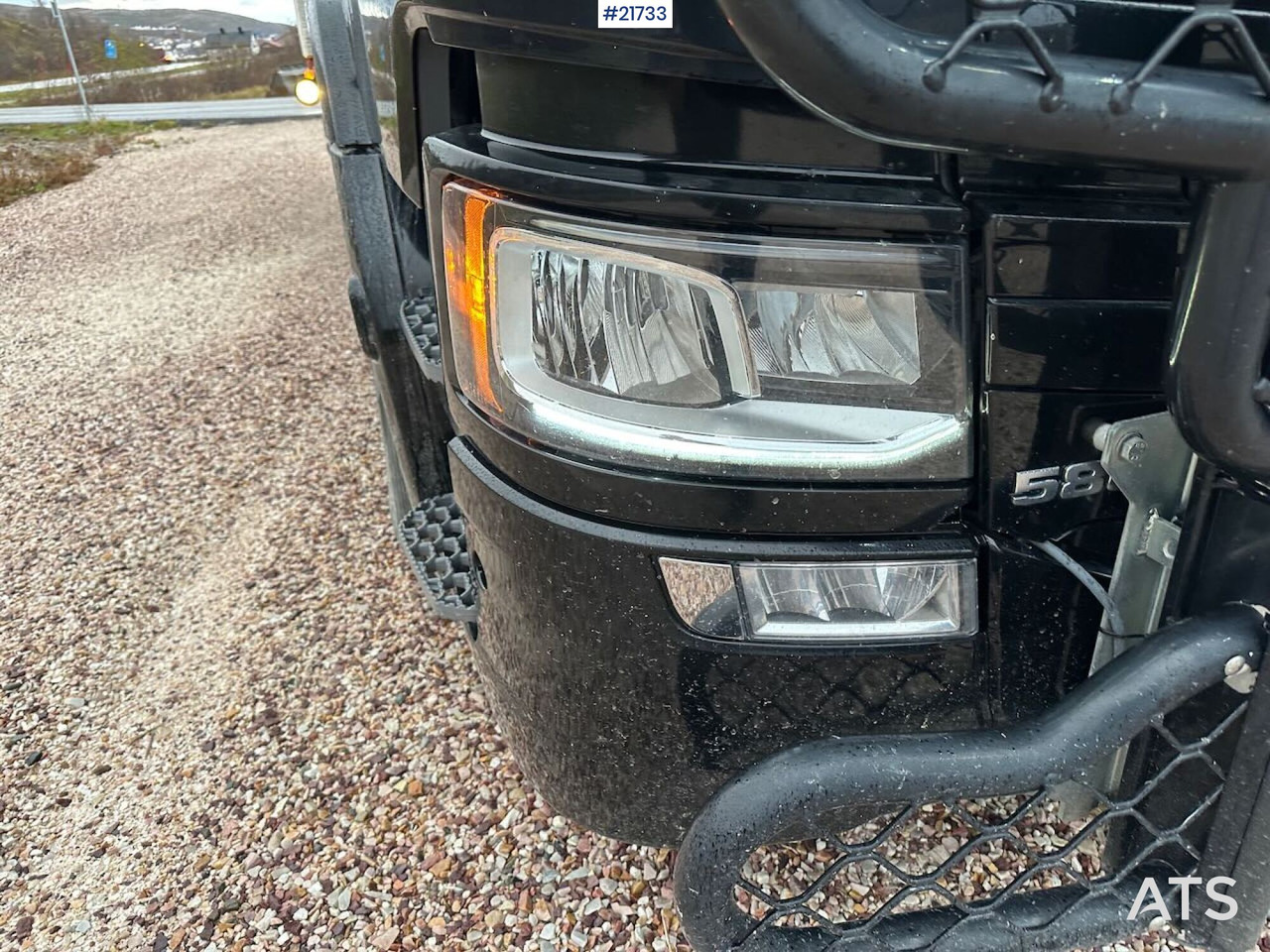 Scania S580 6x4 skapbil m/ kjøl, frys og varme og 2 sett dekk. SE VIDEO - Dobozos felépítményű teherautó: 5 kép. Scania S580 6x4 skapbil m/ kjøl, frys og varme og 2 sett dekk. SE VIDEO - Dobozos felépítményű teherautó: 5 kép.