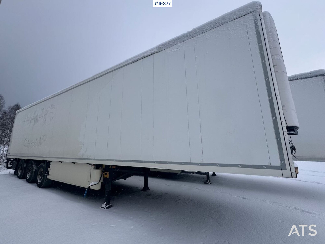 Schmitz Cargobull - Félpótkocsi hűtős: 2 kép. Schmitz Cargobull - Félpótkocsi hűtős: 2 kép.