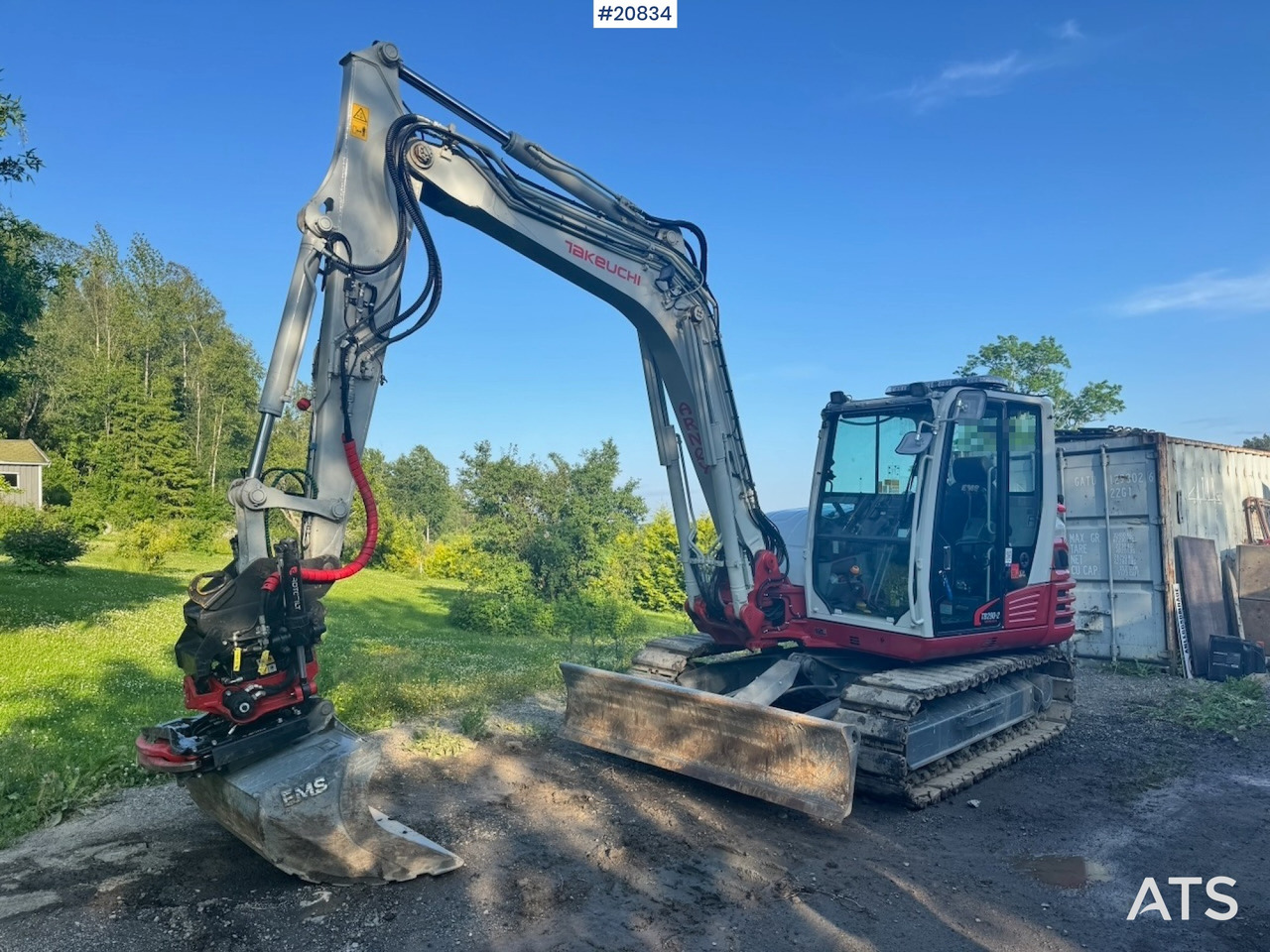 Takeuchi TB290-2 - Minikotró: 1 kép. Takeuchi TB290-2 - Minikotró: 1 kép.