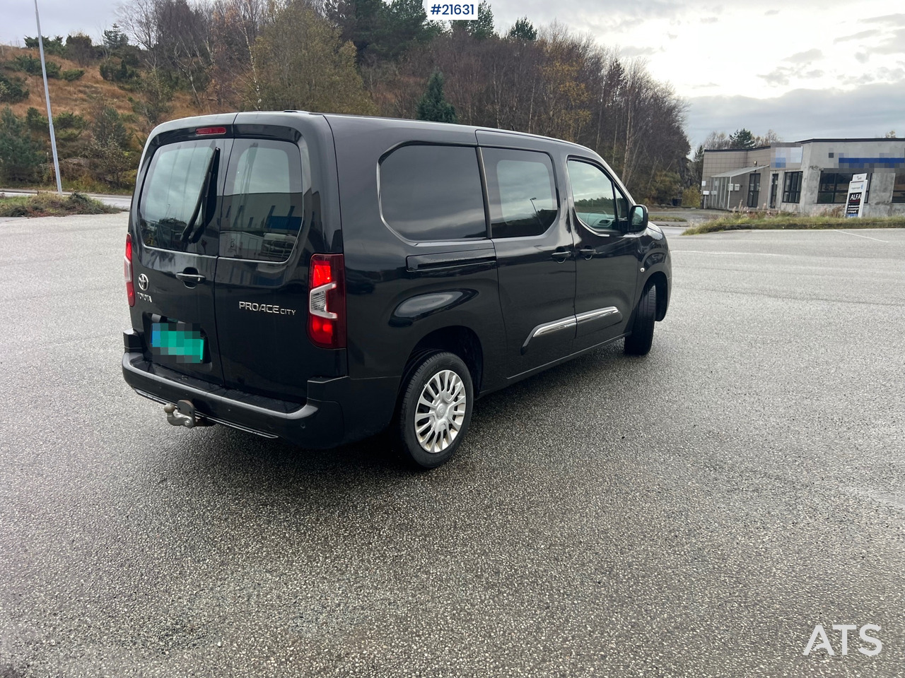 Toyota Proace City - Kis furgon: 5 kép. Toyota Proace City - Kis furgon: 5 kép.