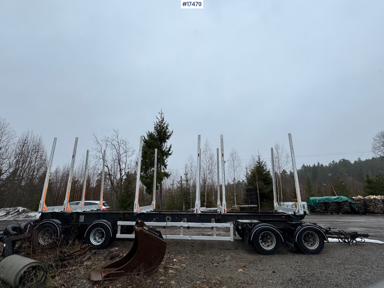 Trailer-Bygg Trailer-Bygg tømmerhenger - Rönkszállító pótkocsi: 5 kép. Trailer-Bygg Trailer-Bygg tømmerhenger - Rönkszállító pótkocsi: 5 kép.