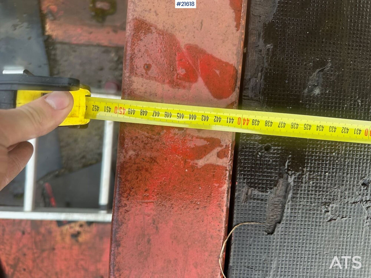 Félpótkocsi mélybölcsős Vang DC 111 Ts 3 akslet brønnhenger: 21 kép. Félpótkocsi mélybölcsős Vang DC 111 Ts 3 akslet brønnhenger: 21 kép.