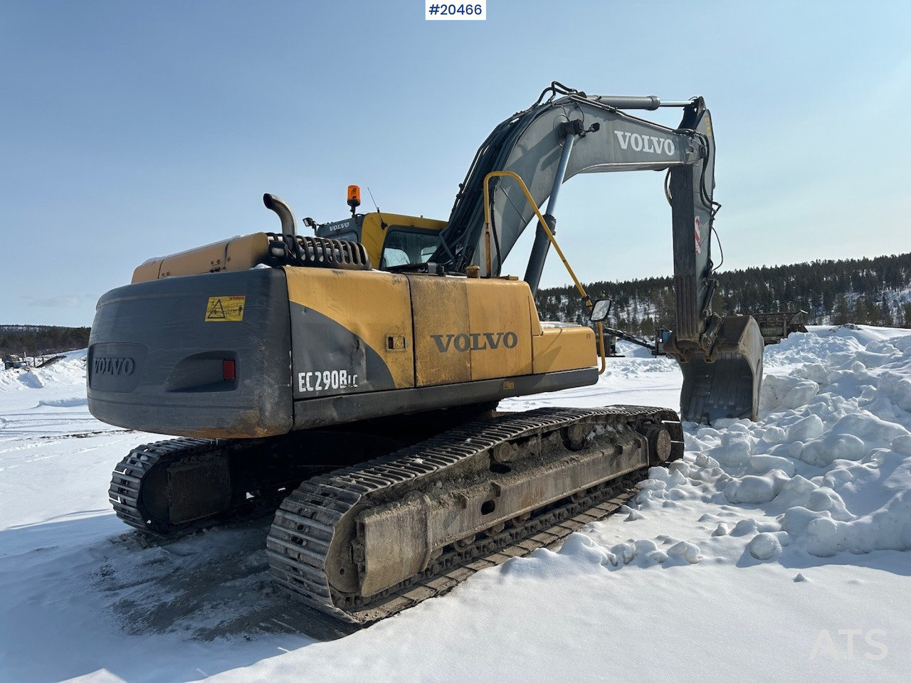 Volvo EC290 BLC - Kotrógép: 4 kép. Volvo EC290 BLC - Kotrógép: 4 kép.