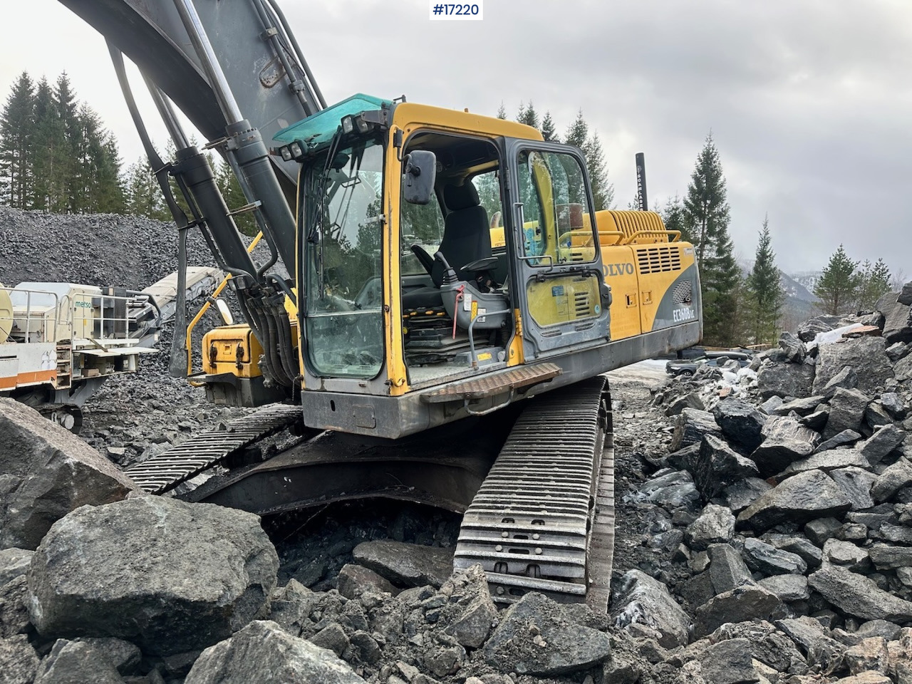 Volvo EC360 BLC - Kotrógép: 5 kép. Volvo EC360 BLC - Kotrógép: 5 kép.