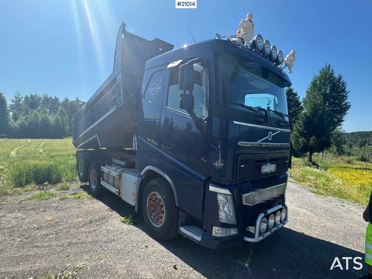 Volvo FH 540 6x4 tippbil. Nylig lakkert - Billenőplatós teherautó: 5 kép. Volvo FH 540 6x4 tippbil. Nylig lakkert - Billenőplatós teherautó: 5 kép.