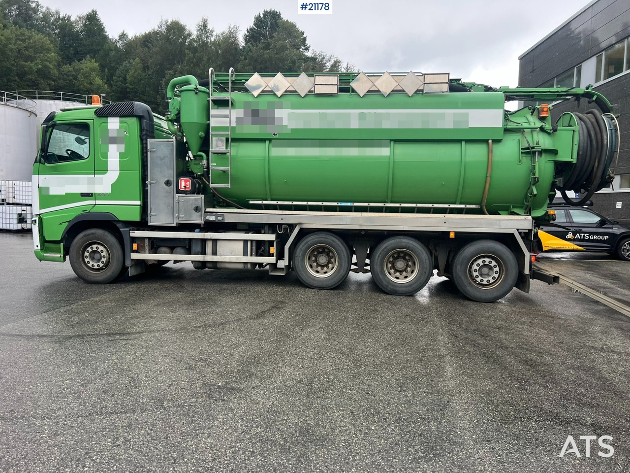 Volvo FH500 - Szippantós autó: 5 kép. Volvo FH500 - Szippantós autó: 5 kép.