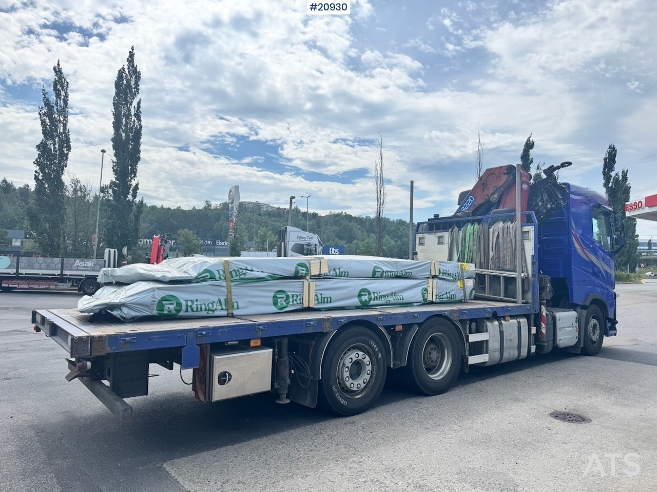 Volvo FH540 - Darus autó: 3 kép. Volvo FH540 - Darus autó: 3 kép.