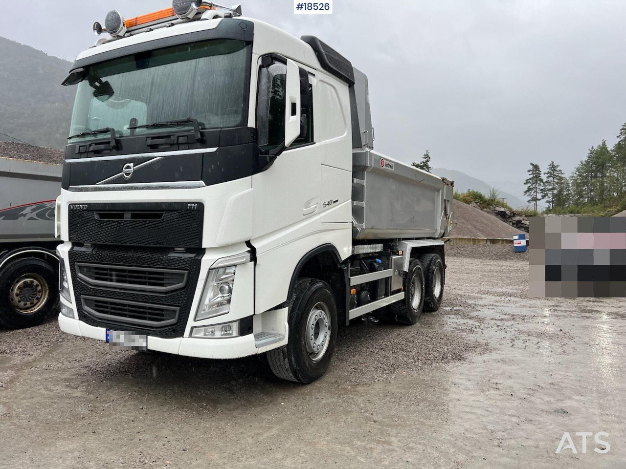 Volvo FH540 - Billenőplatós teherautó: 1 kép. Volvo FH540 - Billenőplatós teherautó: 1 kép.