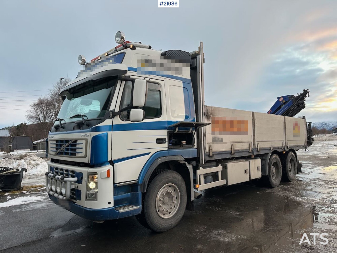 Volvo FM12 Globetrotter 6x4 kranbil m/ bak montert 18 t/m kran og vinsj. SE VIDEO - Darus autó: 2 kép. Volvo FM12 Globetrotter 6x4 kranbil m/ bak montert 18 t/m kran og vinsj. SE VIDEO - Darus autó: 2 kép.