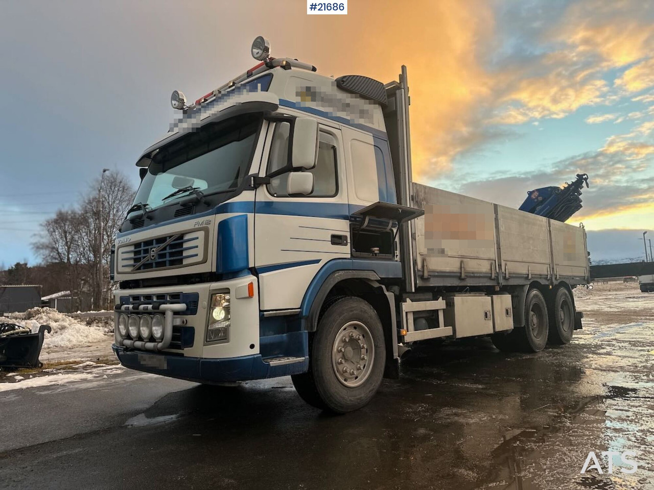 Volvo FM12 Globetrotter 6x4 kranbil m/ bak montert 18 t/m kran og vinsj. SE VIDEO - Darus autó: 1 kép. Volvo FM12 Globetrotter 6x4 kranbil m/ bak montert 18 t/m kran og vinsj. SE VIDEO - Darus autó: 1 kép.