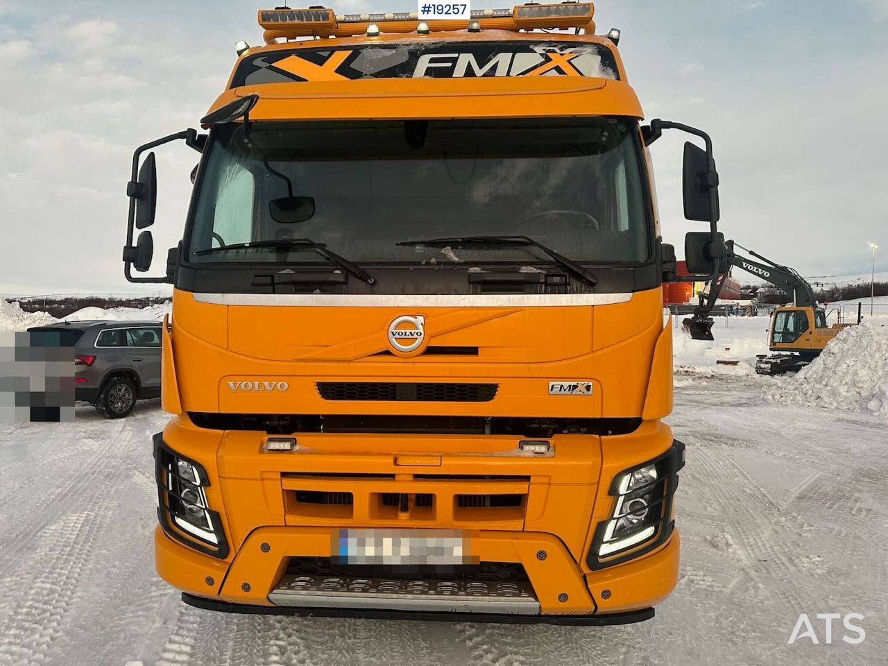 Volvo FMX 540 - Billenőplatós teherautó: 3 kép. Volvo FMX 540 - Billenőplatós teherautó: 3 kép.