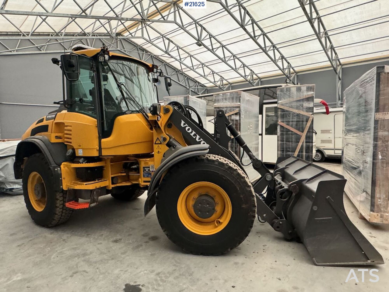 Volvo L45H Hjullaster m/ mye utstyr! kun 103 timer - Gumikerekes homlokrakodó: 1 kép. Volvo L45H Hjullaster m/ mye utstyr! kun 103 timer - Gumikerekes homlokrakodó: 1 kép.