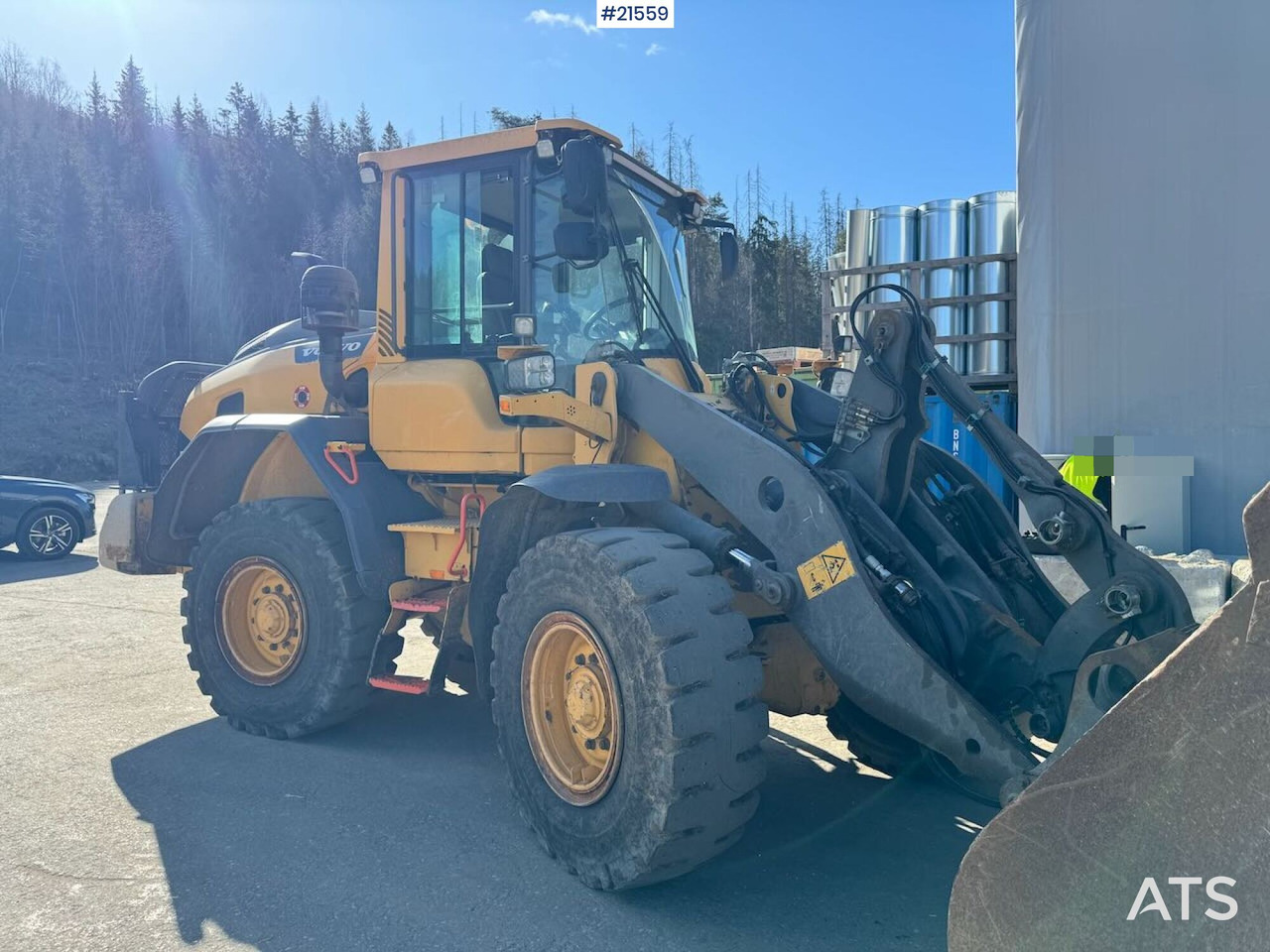 Volvo L60H Hjullaster - Gumikerekes homlokrakodó: 3 kép. Volvo L60H Hjullaster - Gumikerekes homlokrakodó: 3 kép.
