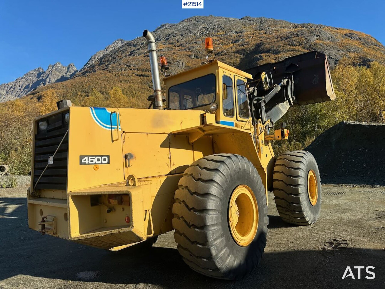 Volvo Volvo BM 4500 hjullaster - Gumikerekes homlokrakodó: 4 kép. Volvo Volvo BM 4500 hjullaster - Gumikerekes homlokrakodó: 4 kép.