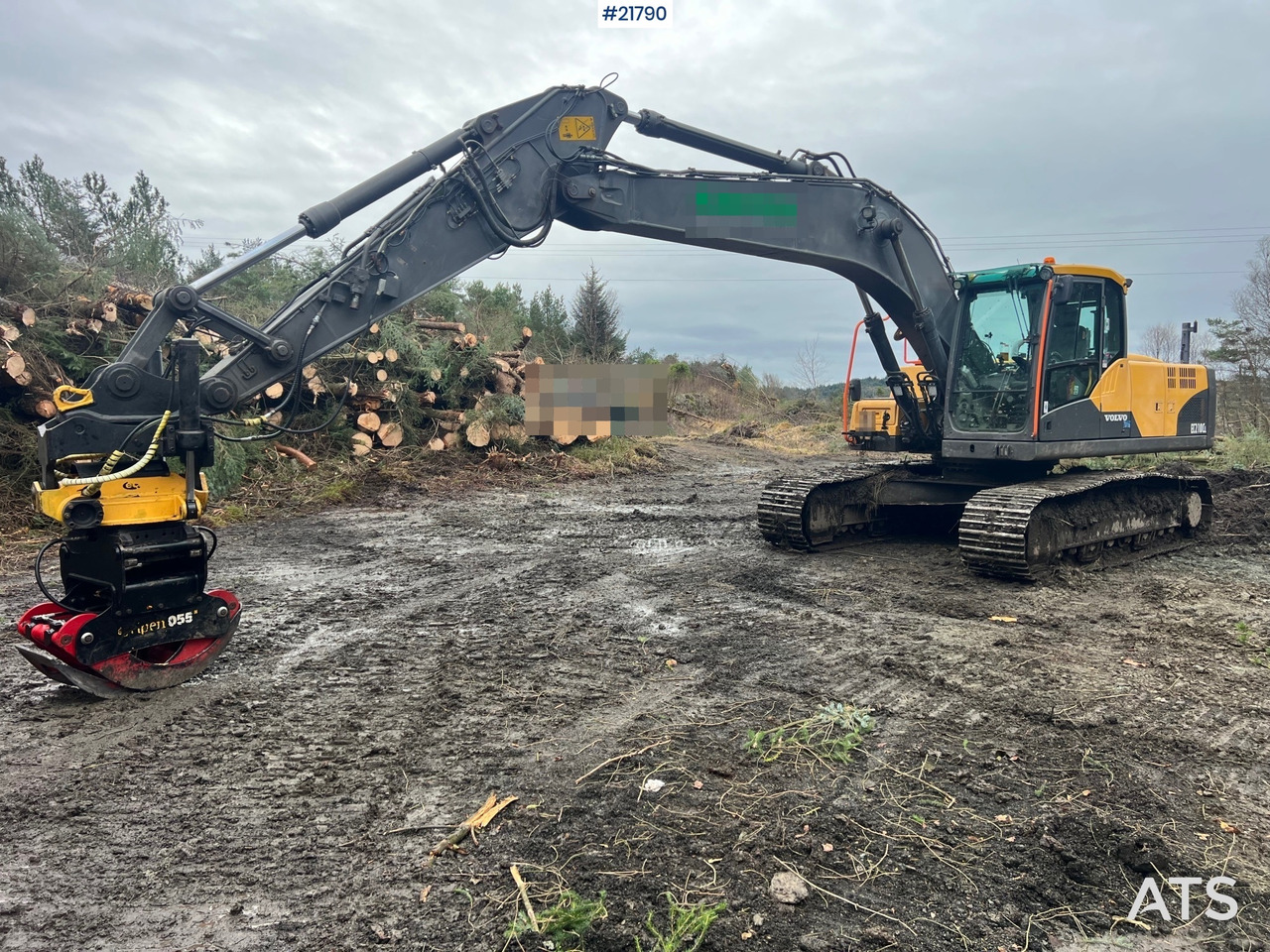 Volvo ec210cl gravemaskin m/ rototilt, pusseskuffe og tannskuffe - Kotrógép: 1 kép. Volvo ec210cl gravemaskin m/ rototilt, pusseskuffe og tannskuffe - Kotrógép: 1 kép.