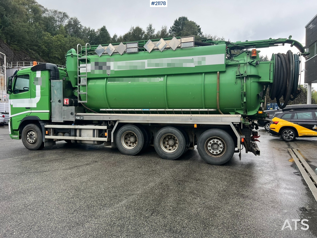 Volvo fh500 8x4 Slamsuger m/ 2010 Inter consult påbygg - Szippantós autó: 4 kép. Volvo fh500 8x4 Slamsuger m/ 2010 Inter consult påbygg - Szippantós autó: 4 kép.