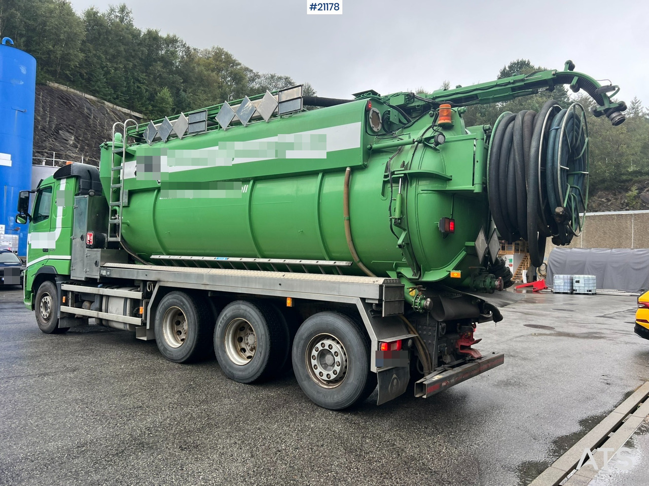 Volvo fh500 8x4 Slamsuger m/ 2010 Inter consult påbygg - Szippantós autó: 3 kép. Volvo fh500 8x4 Slamsuger m/ 2010 Inter consult påbygg - Szippantós autó: 3 kép.