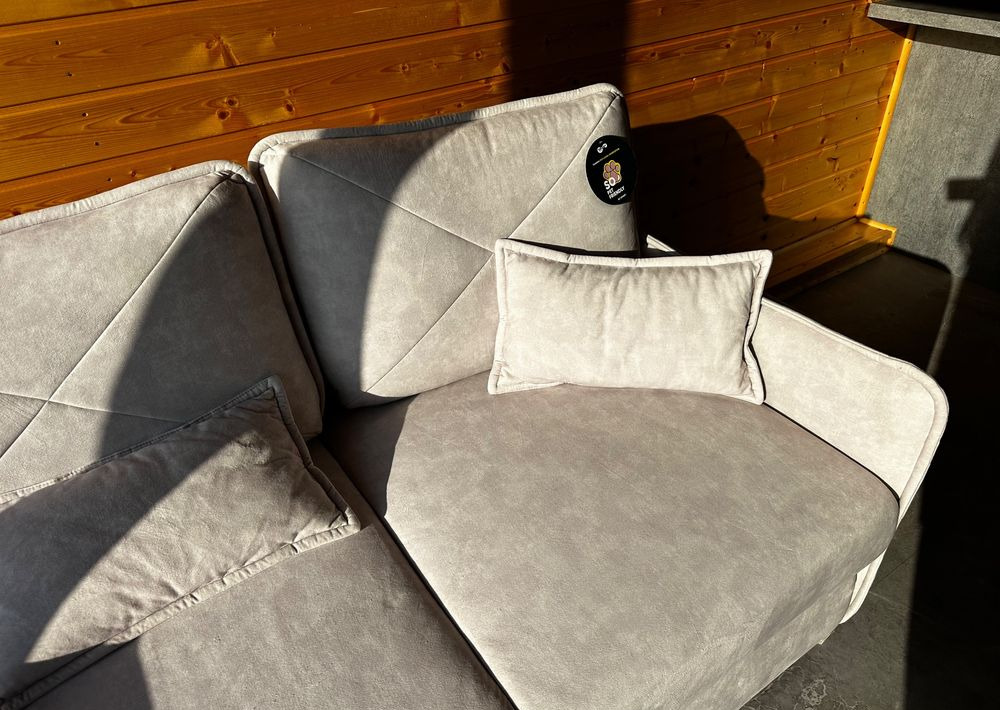 Boro Drewniany DOMEK MOBILNY na przyczepie 7,5m x 2,5m - Lakókocsi: 5 kép. Boro Drewniany DOMEK MOBILNY na przyczepie 7,5m x 2,5m - Lakókocsi: 5 kép.