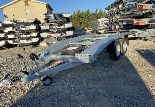 Niewiadów LAWETA TYPU ADAM! 4,00M! - Pótkocsi autószállító: 2 kép. Niewiadów LAWETA TYPU ADAM! 4,00M! - Pótkocsi autószállító: 2 kép.