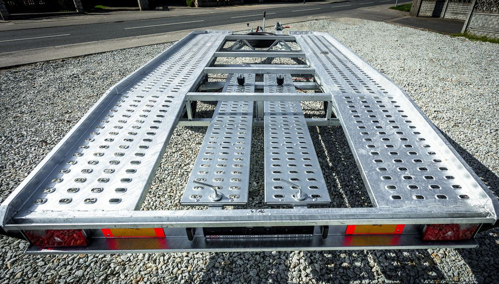 Niewiadów nowa LAWETA typu szwajcarka 4,50M!! - Pótkocsi autószállító: 4 kép. Niewiadów nowa LAWETA typu szwajcarka 4,50M!! - Pótkocsi autószállító: 4 kép.