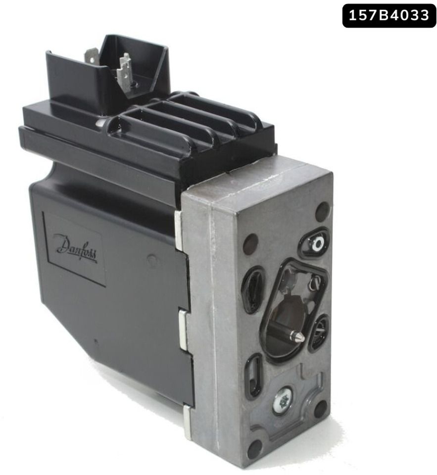 Danfoss Solenoid Valve 157B4033 - Hidraulikus szelep - Rakodódaru: 4 kép. Danfoss Solenoid Valve 157B4033 - Hidraulikus szelep - Rakodódaru: 4 kép.