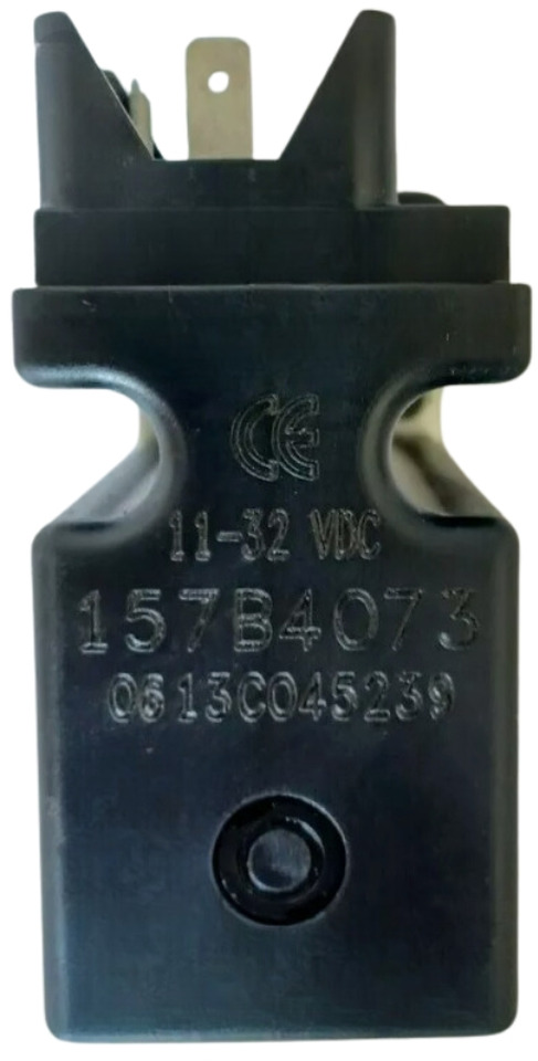 Danfoss Solenoid Valve 157B4073 - Hidraulikus szelep - Rakodódaru: 3 kép. Danfoss Solenoid Valve 157B4073 - Hidraulikus szelep - Rakodódaru: 3 kép.