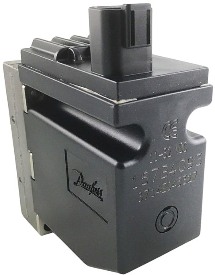 Danfoss Solenoid Valve 157B4093 - Hidraulikus szelep - Rakodódaru: 2 kép. Danfoss Solenoid Valve 157B4093 - Hidraulikus szelep - Rakodódaru: 2 kép.