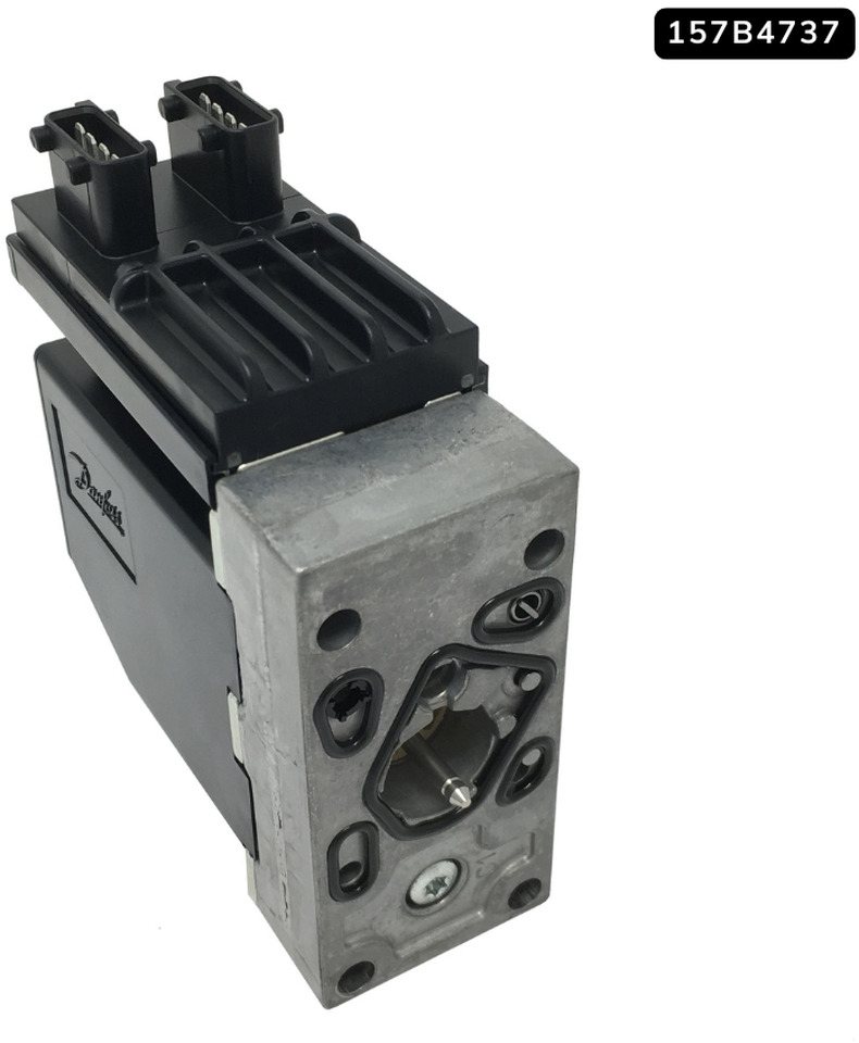 Danfoss Solenoid Valve 157B4737 - Hidraulikus szelep - Rakodódaru: 3 kép. Danfoss Solenoid Valve 157B4737 - Hidraulikus szelep - Rakodódaru: 3 kép.