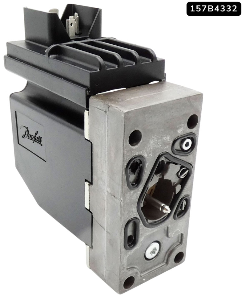 Electroválvula Danfoss 157B4332 - Hidraulikus szelep - Rakodódaru: 3 kép. Electroválvula Danfoss 157B4332 - Hidraulikus szelep - Rakodódaru: 3 kép.