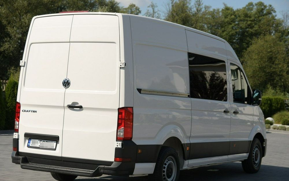 Volkswagen Crafter - Furgon: 3 kép. Volkswagen Crafter - Furgon: 3 kép.