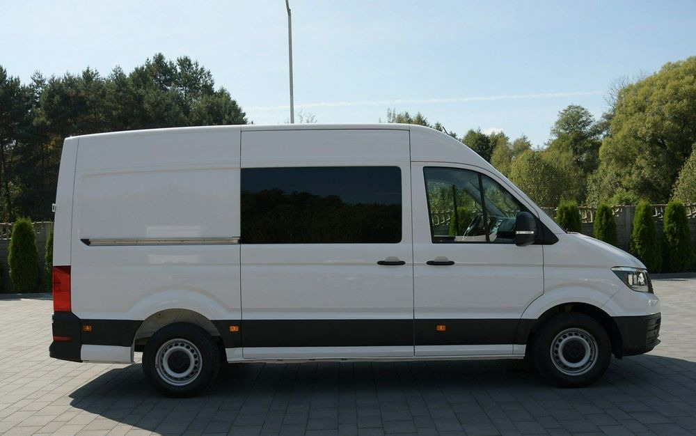 Volkswagen Crafter - Minibusz, Kisbusz: 4 kép. Volkswagen Crafter - Minibusz, Kisbusz: 4 kép.