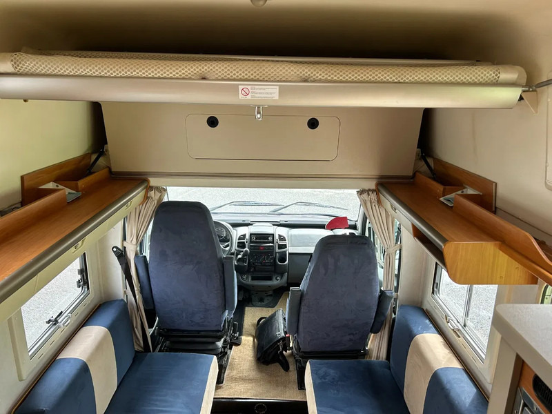 Hymer EXSIS 4 persoon's Prijs 25900 euro geen btw - Félintegrált lakóautó: 5 kép. Hymer EXSIS 4 persoon's Prijs 25900 euro geen btw - Félintegrált lakóautó: 5 kép.