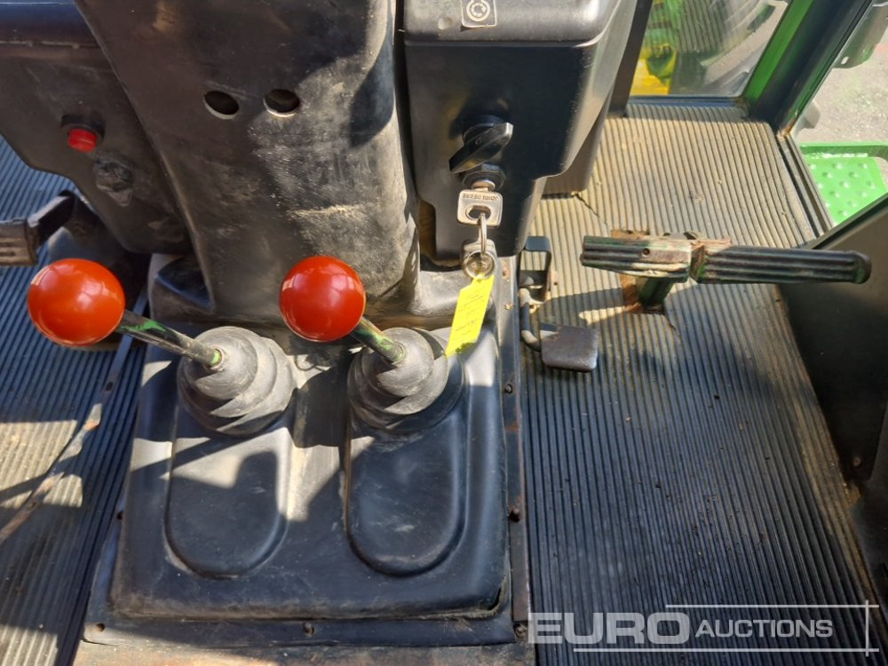 Traktor 1980 John Deere 2140: 28 kép.