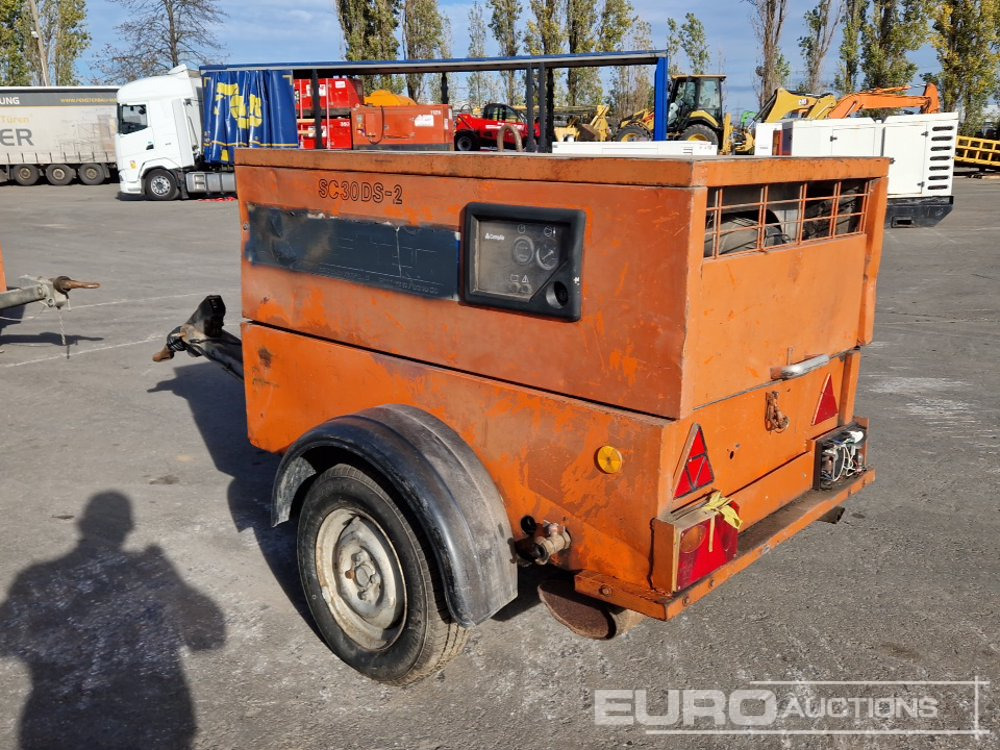 1997 Mannesmann SC30DS-2 Single Axle Compressor - Légkompresszor: 2 kép. 1997 Mannesmann SC30DS-2 Single Axle Compressor - Légkompresszor: 2 kép.