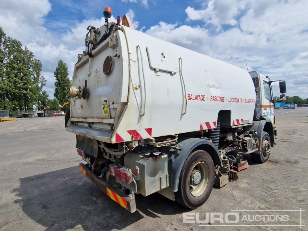 2002 Mercedes Axor 1829 - Utcaseprő gép: 5 kép. 2002 Mercedes Axor 1829 - Utcaseprő gép: 5 kép.