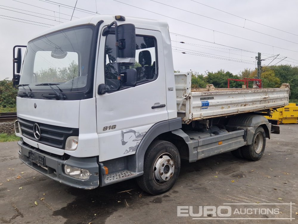 2005 Mercedes 818 - Billenőplatós teherautó: 1 kép. 2005 Mercedes 818 - Billenőplatós teherautó: 1 kép.