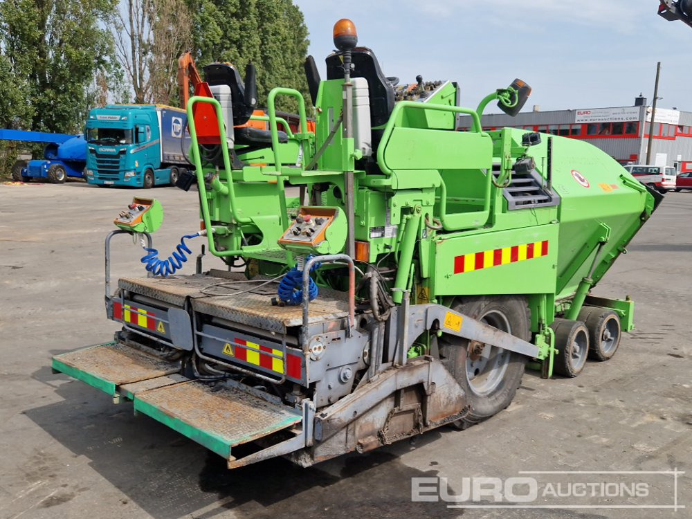 2007 CAT BB-730 - Útburkológép: 5 kép. 2007 CAT BB-730 - Útburkológép: 5 kép.