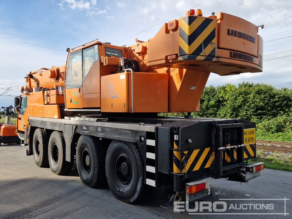 2009 Liebherr LTM1070-4.2 - Autódaru: 3 kép. 2009 Liebherr LTM1070-4.2 - Autódaru: 3 kép.